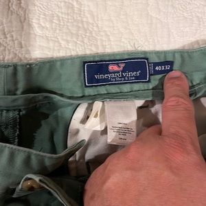 Vineyard Vines pastel green 40x32 pants.